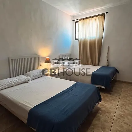 Leon 12pax, Pool, 5 Min Дения